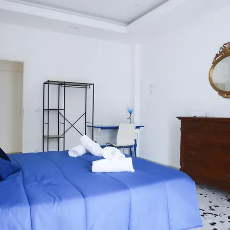Attico Vista Mare Apartamento *